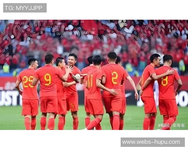 中国U16足球队迎战捷克队力争在国际赛场上取得佳绩