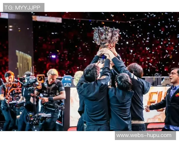 全球总决赛特别报道：FPX逆风翻盘的传奇之路与荣耀时刻